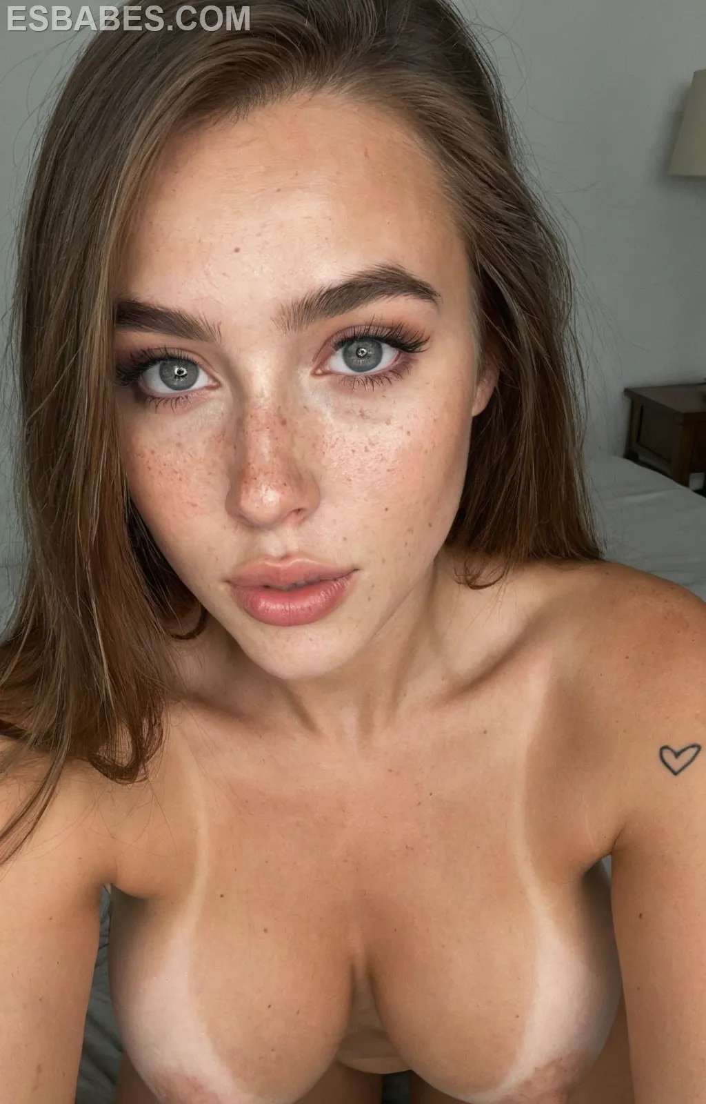 Fotos Eroticas De Las Tetas Jugosas De Sha Rizel - Imagen hiperrealista generada con IA, detalle fotográfico