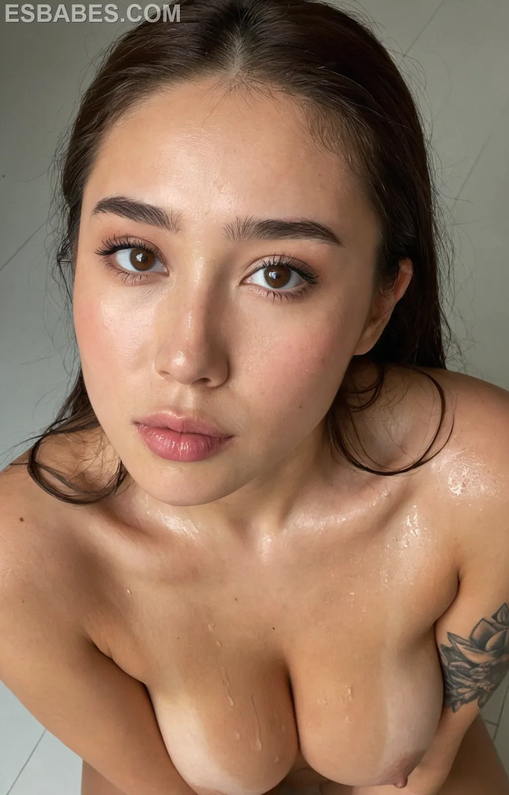 Sexy Nude Woman Selfies - Imagen hiperrealista generada con IA, detalle fotográfico